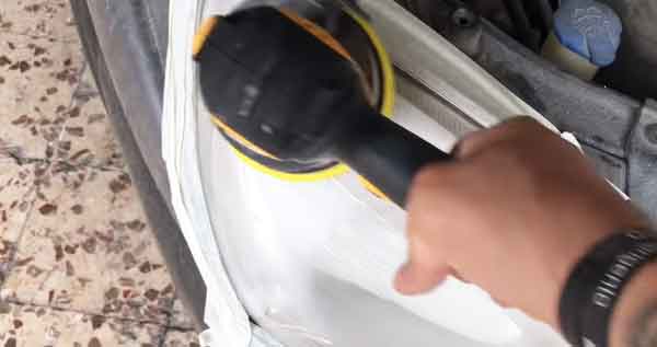 Pasta abrasiva per fari opacizzati